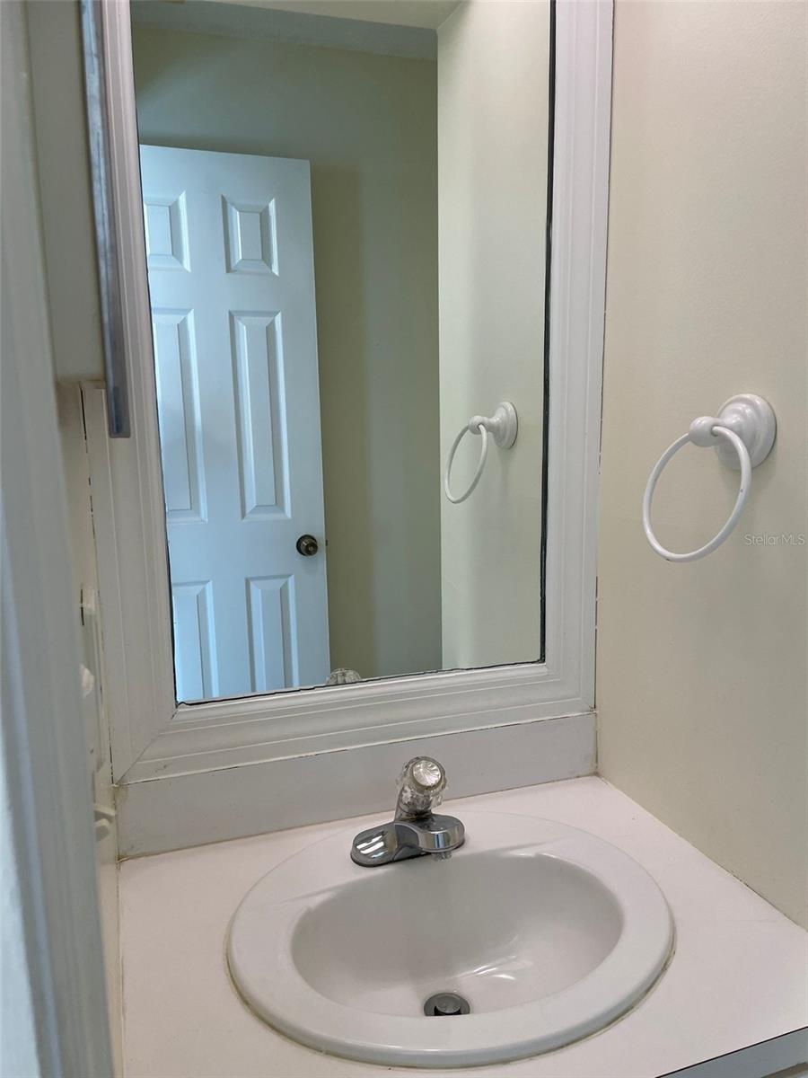 Image 11 of 18 For 7327 Forest Hill Court 223