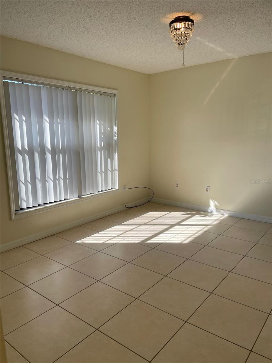 Image 8 of 18 For 7327 Forest Hill Court 223