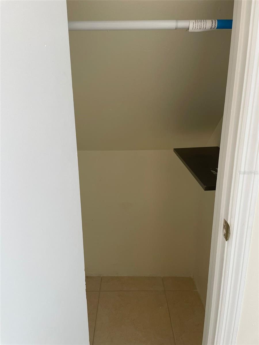 Image 9 of 18 For 7327 Forest Hill Court 223