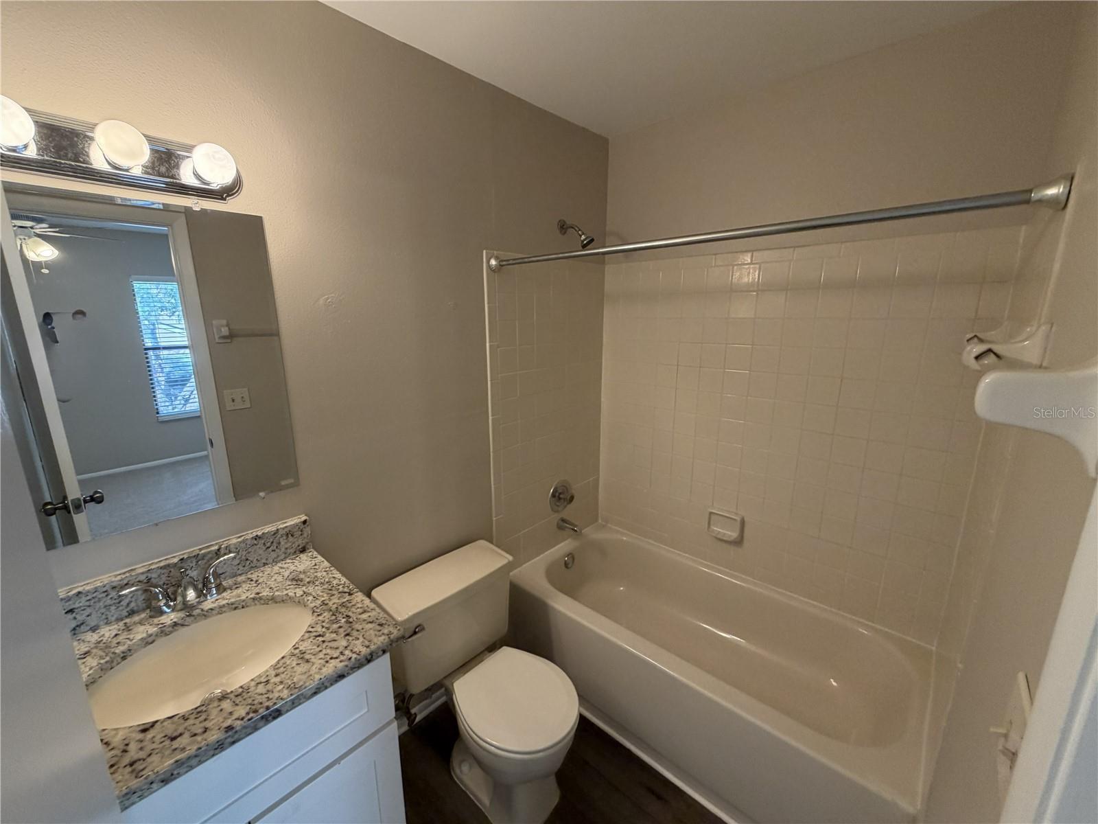 Image 17 of 19 For 603 Casa Park Court O