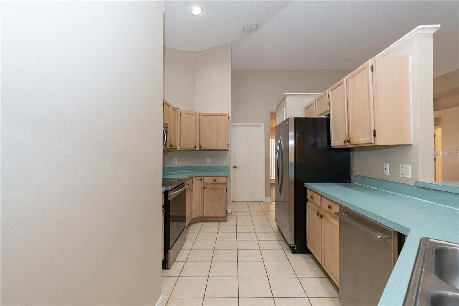 Image 10 of 38 For 12860 Waterhaven Circle