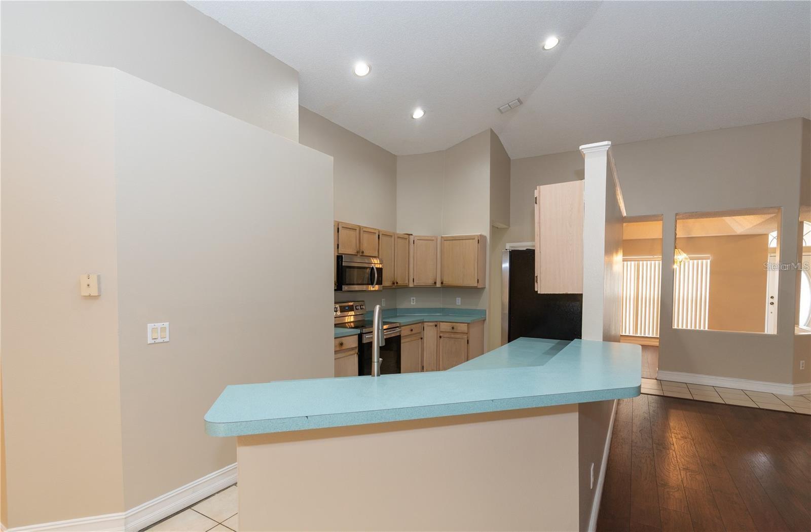 Image 11 of 38 For 12860 Waterhaven Circle