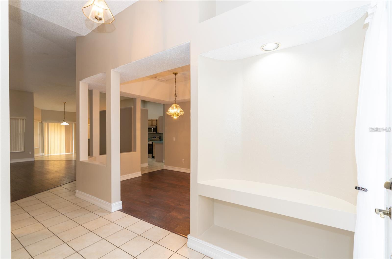 Image 14 of 38 For 12860 Waterhaven Circle
