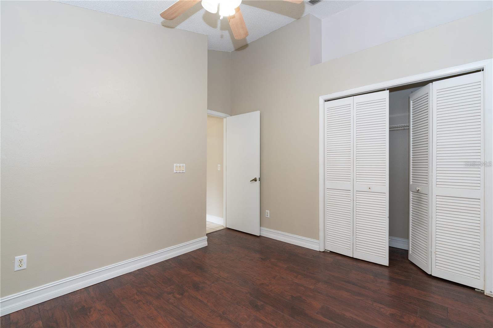 Image 28 of 38 For 12860 Waterhaven Circle