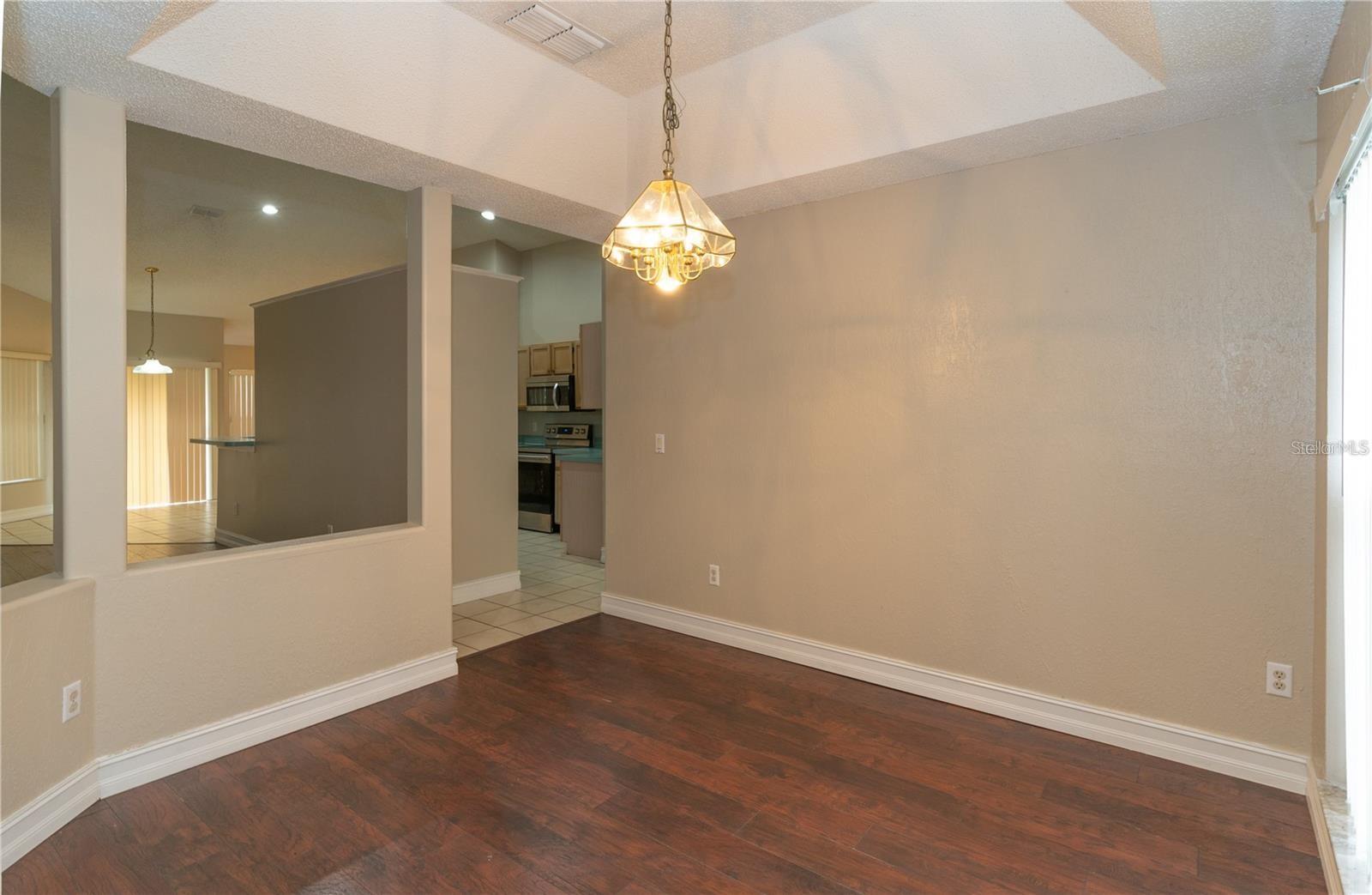 Image 5 of 38 For 12860 Waterhaven Circle