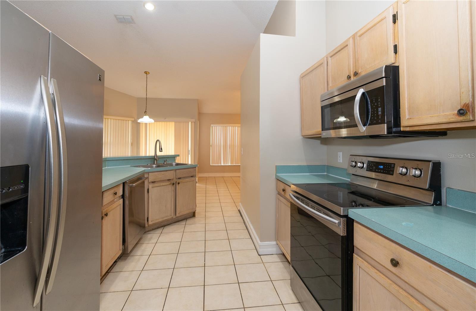 Image 9 of 38 For 12860 Waterhaven Circle