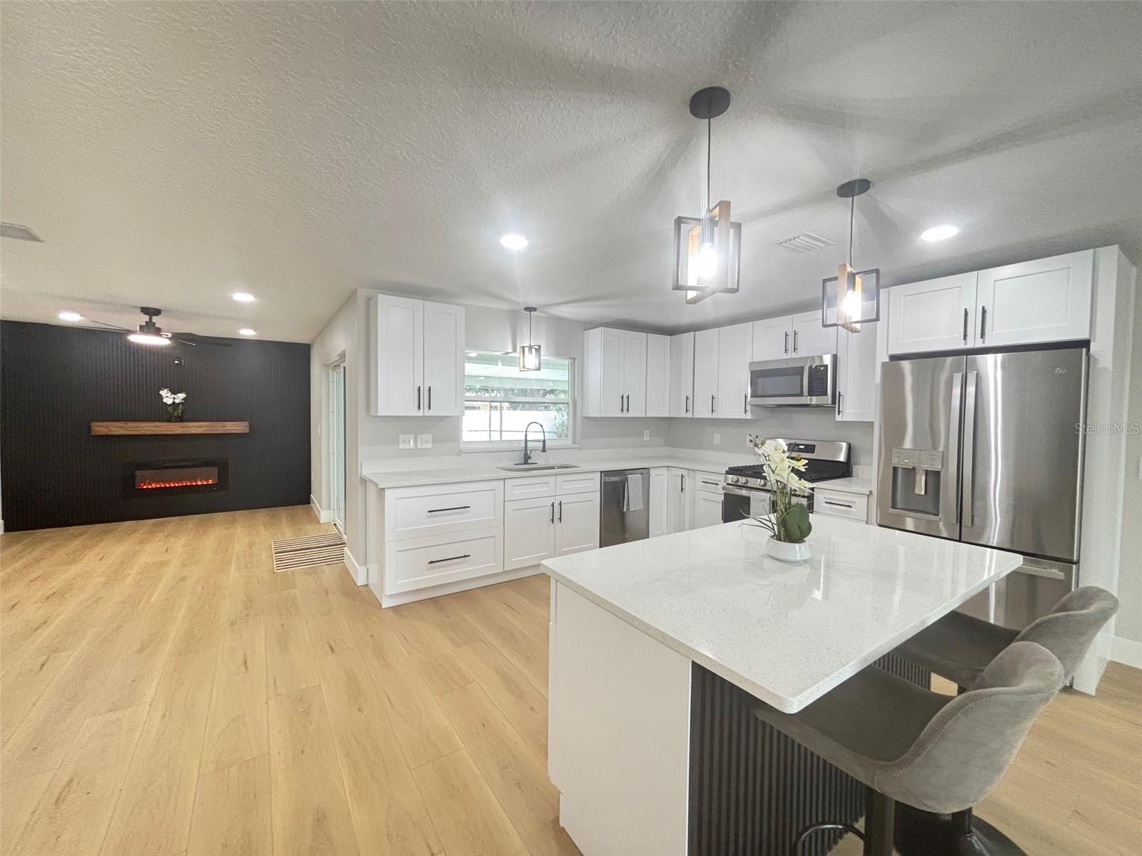 Image 19 of 36 For 1438 Tierra Circle