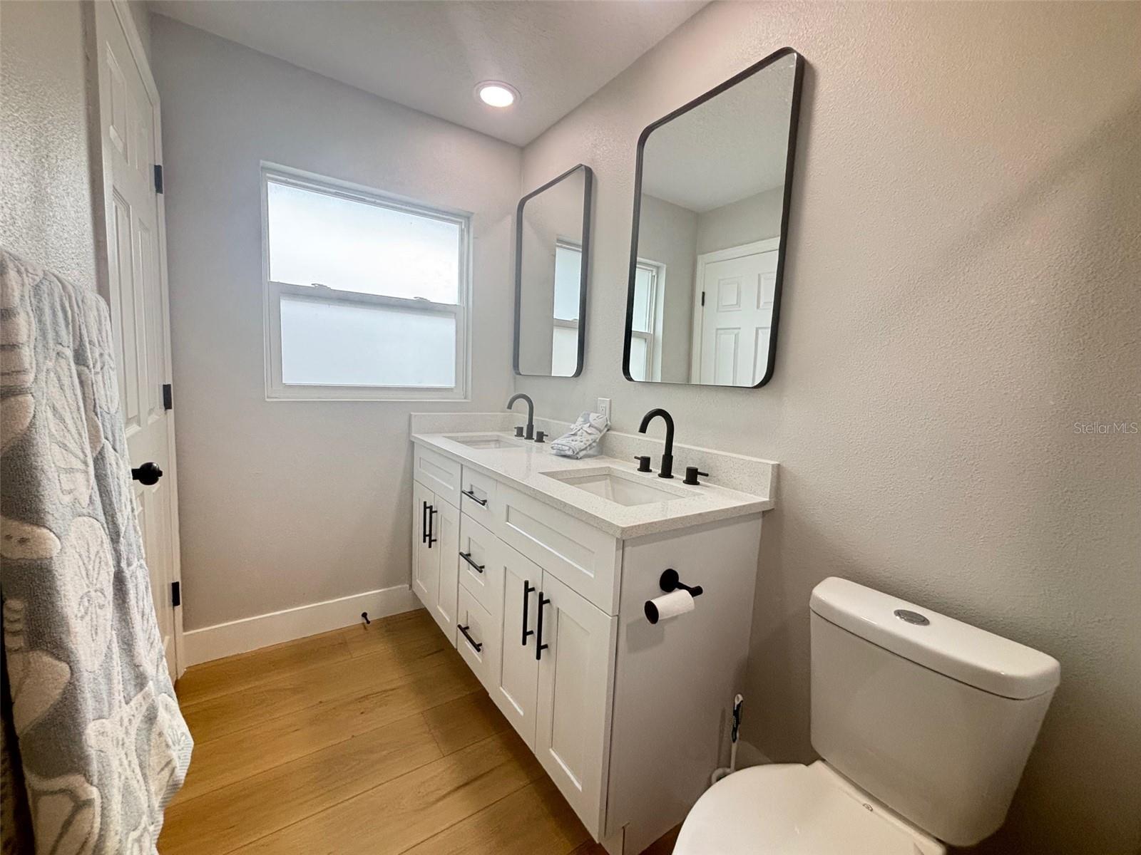 Image 26 of 36 For 1438 Tierra Circle