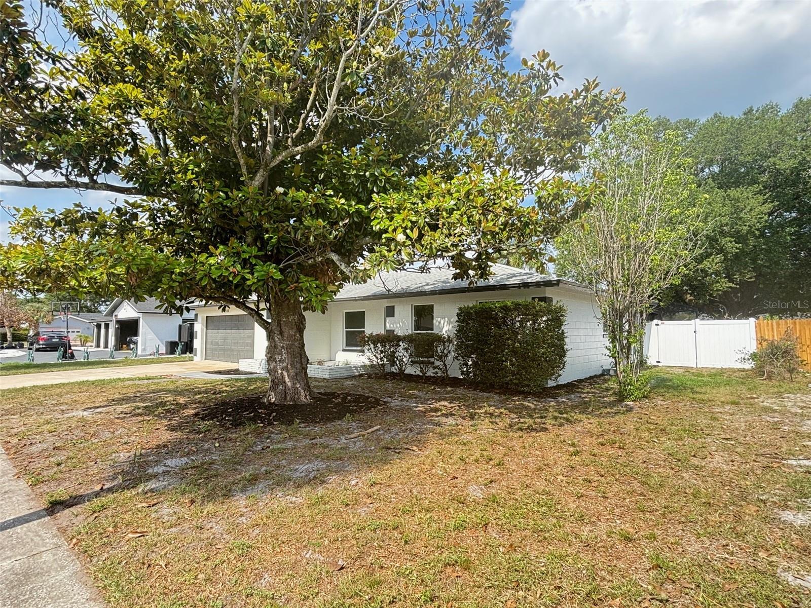 Image 4 of 36 For 1438 Tierra Circle