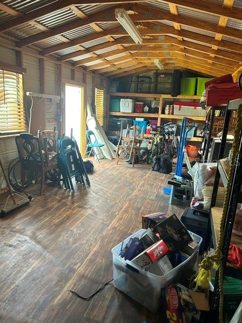 Listing photo id 16 for 5270 Mallard Road