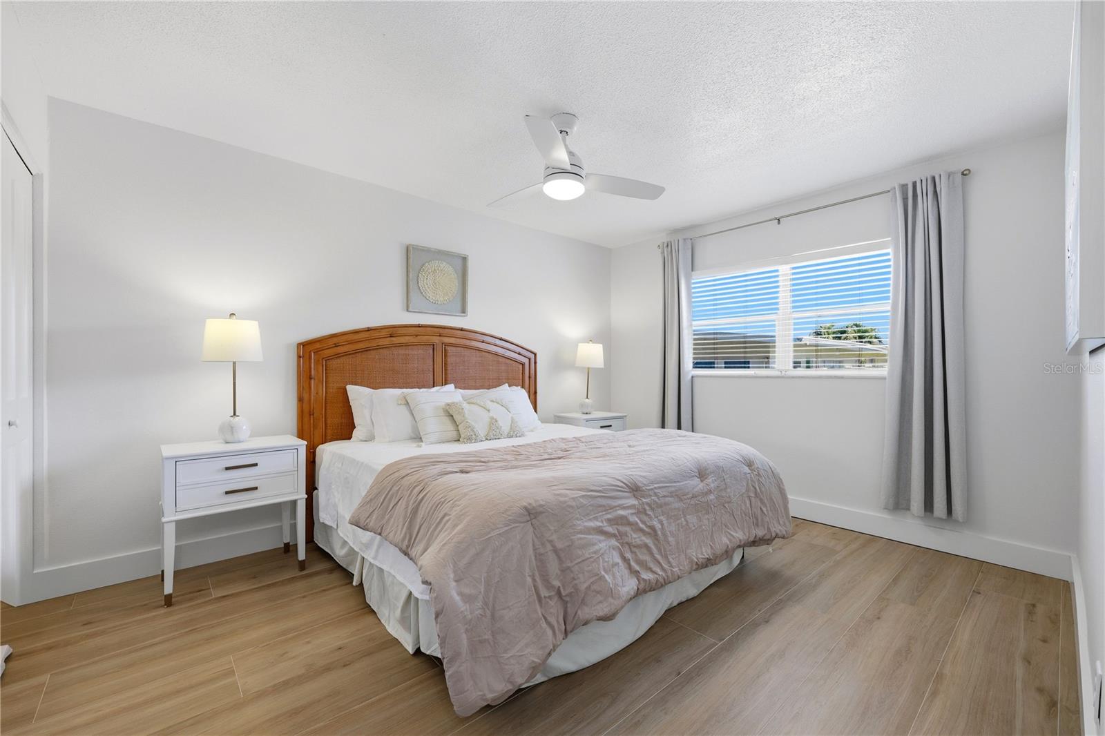 Image 17 of 20 For 3575 Gulf Boulevard 105