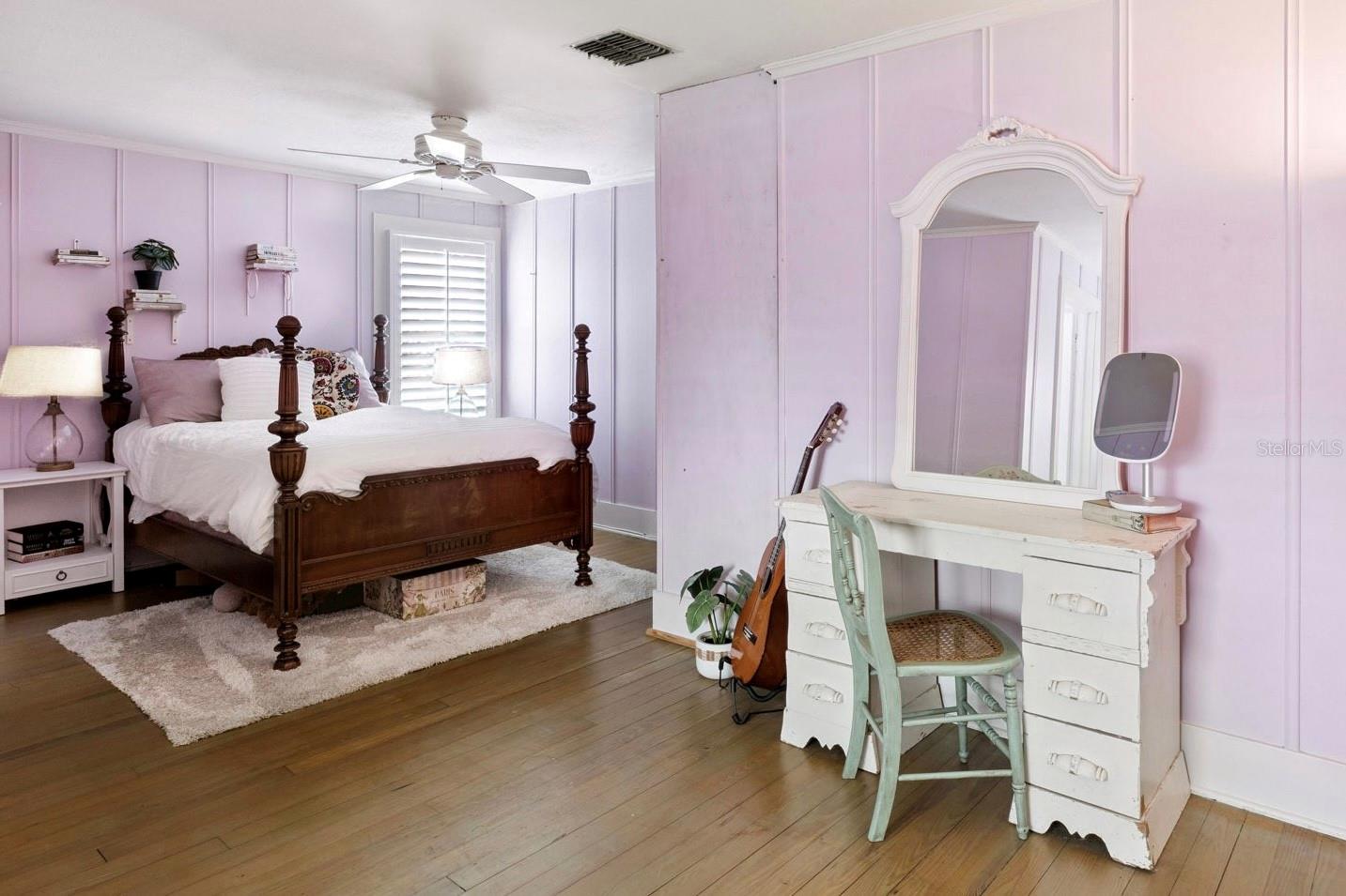 Listing photo id 25 for 1551 Waterwitch Drive