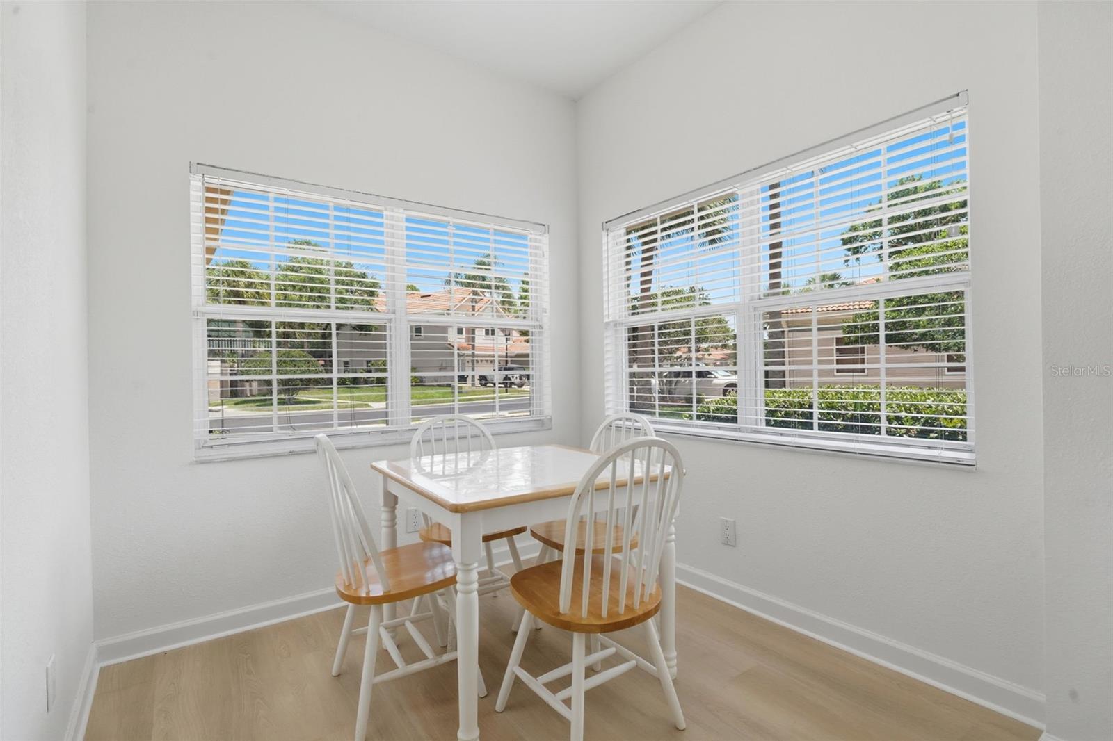 Image 16 of 49 For 4850 Watervista Drive