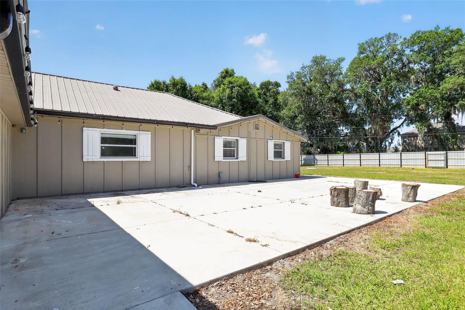 Image 6 of 41 For 3240 Apfel Road