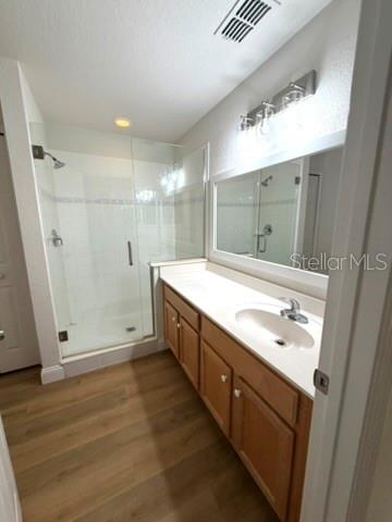 Image 23 of 35 For 939 Glen Abbey Circle