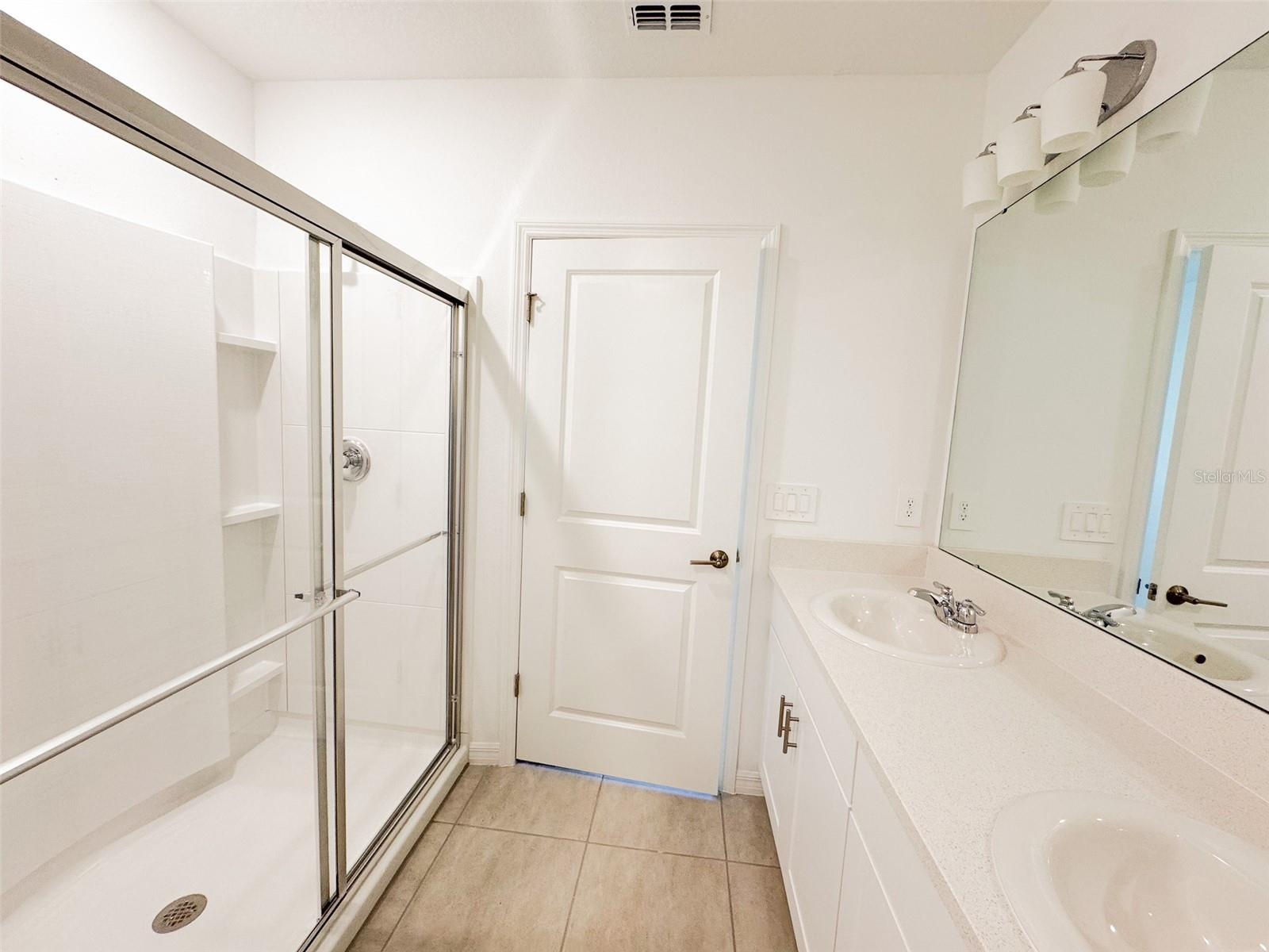 Image 11 of 25 For 436 Wayland Drive