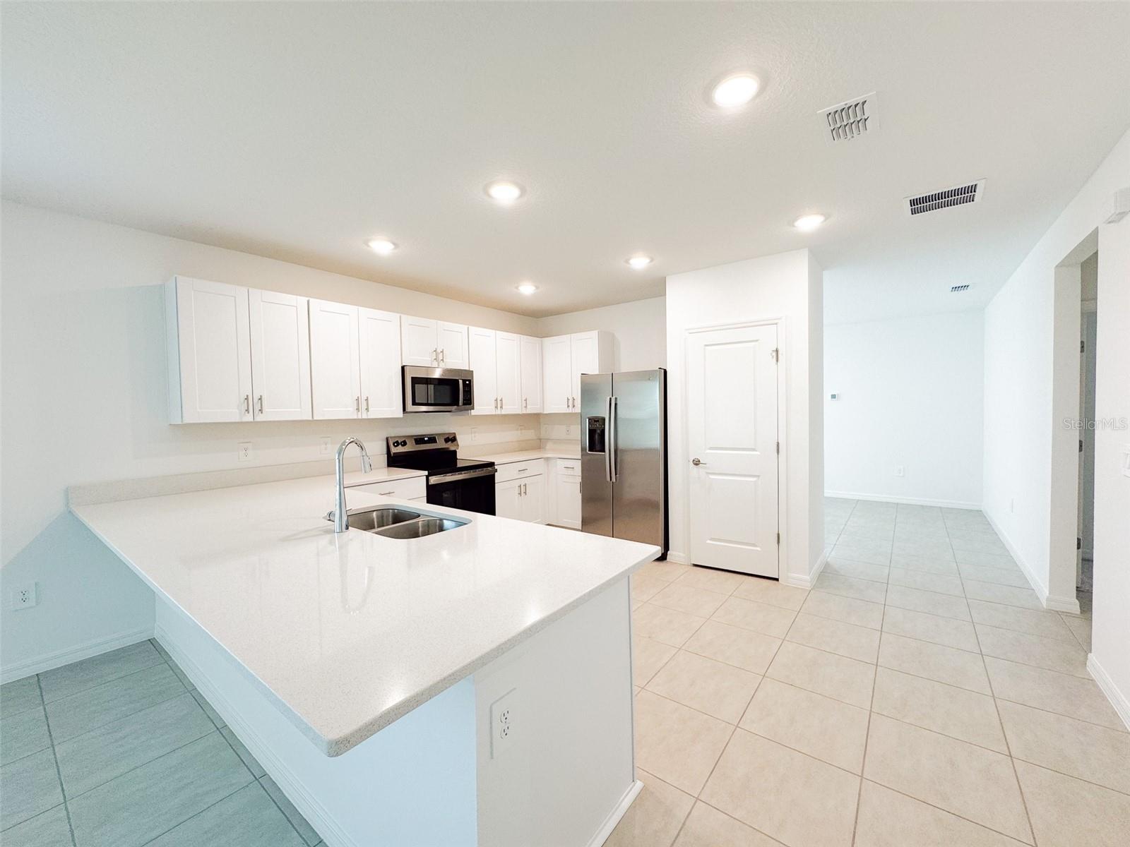 Image 5 of 25 For 436 Wayland Drive
