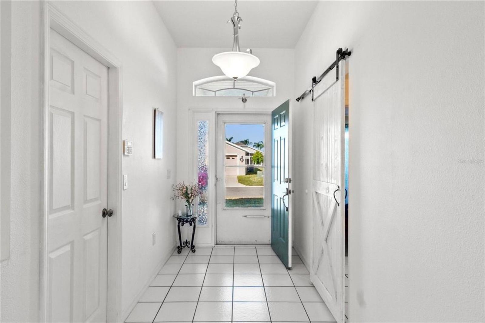 Image 4 of 31 For 221 Prather Drive
