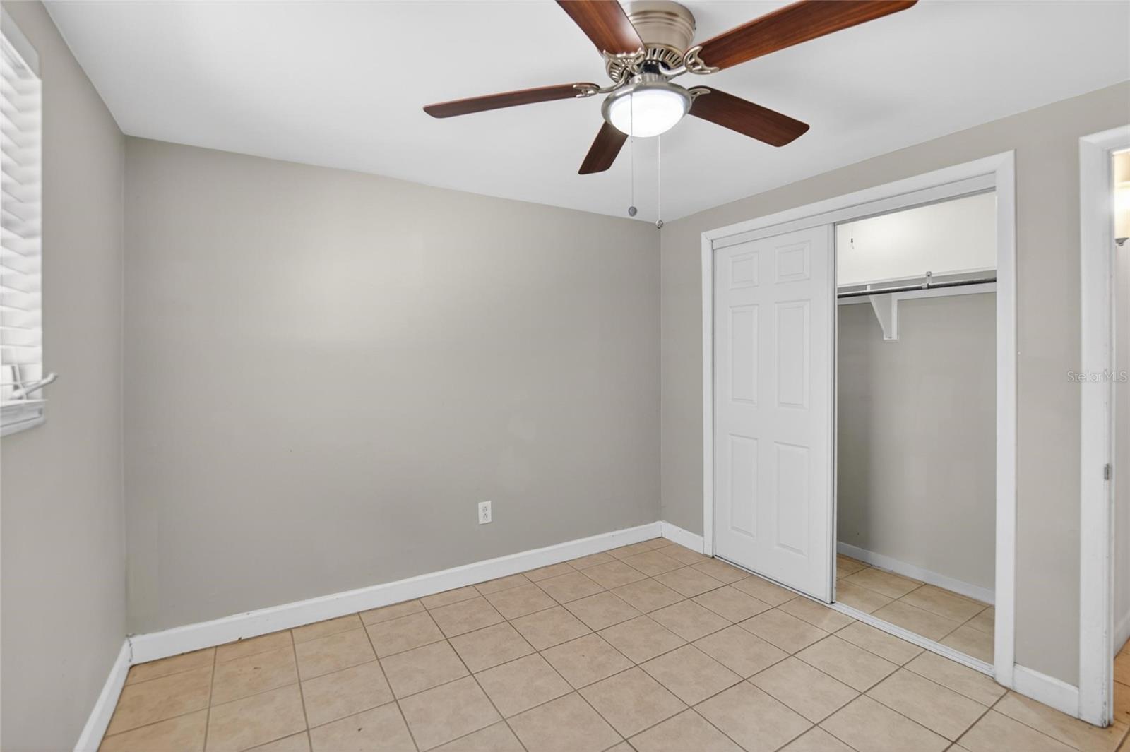 Image 10 of 31 For 3301 Woodlawn Avenue 2
