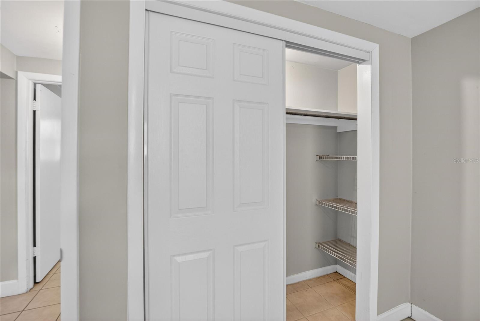 Image 15 of 31 For 3301 Woodlawn Avenue 2