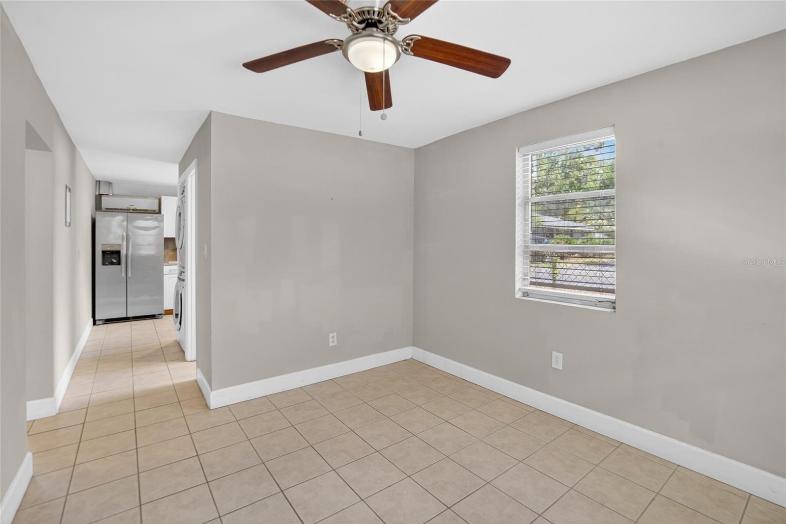 Image 4 of 31 For 3301 Woodlawn Avenue 2