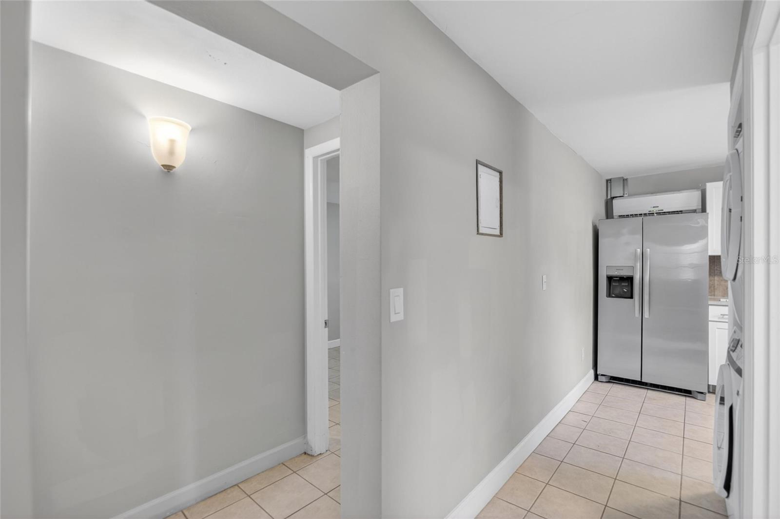 Image 8 of 31 For 3301 Woodlawn Avenue 2