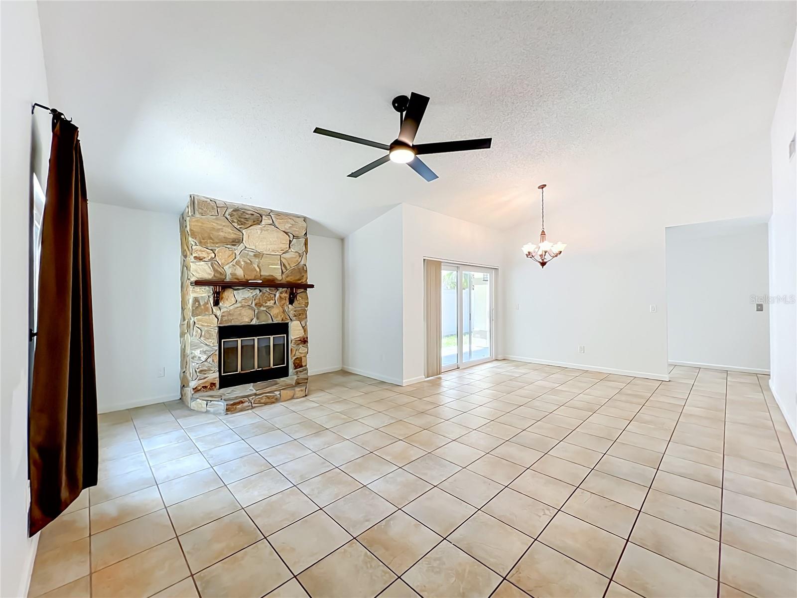 Image 7 of 73 For 336 Canoe Trail Lane