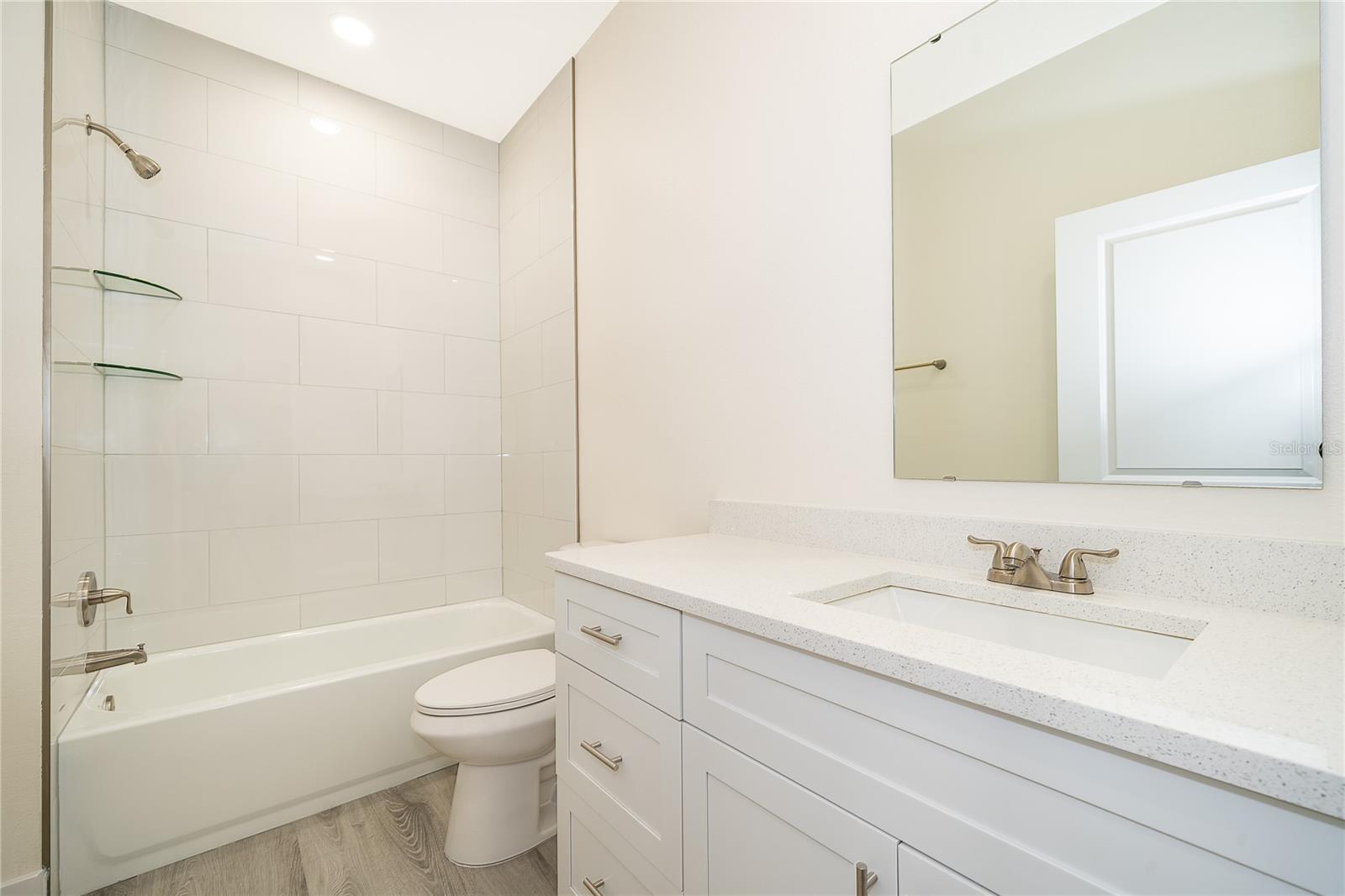 Image 16 of 20 For 1317 Douglas Street