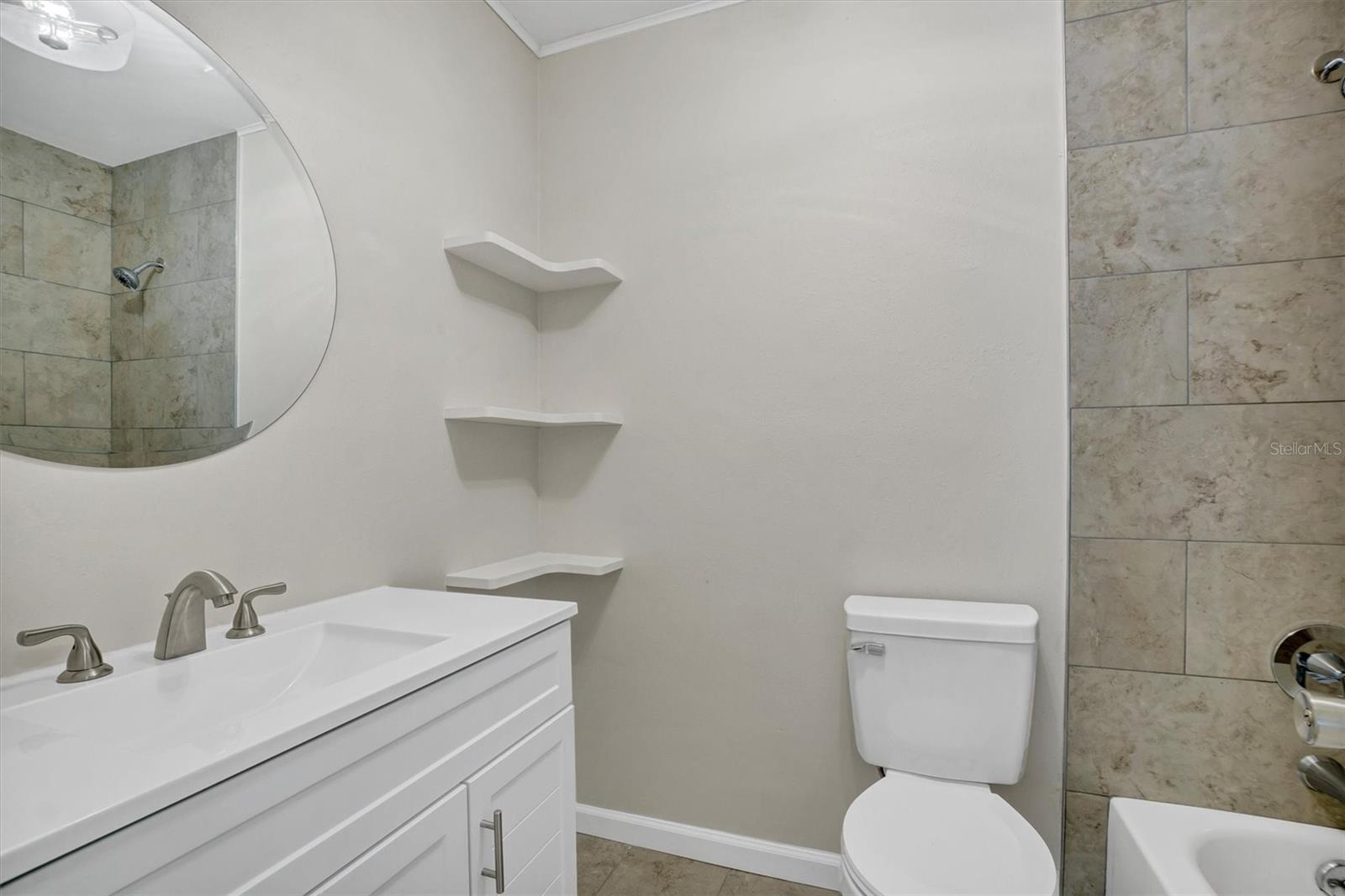 Listing photo id 8 for 112 Amy Circle