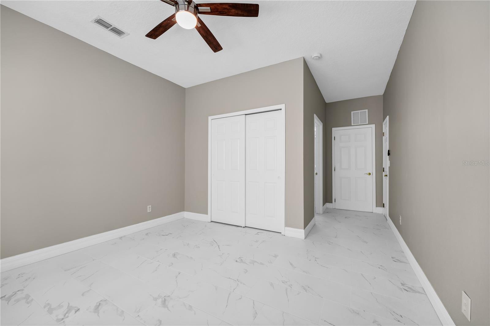 Image 14 of 32 For 200 Andover Drive