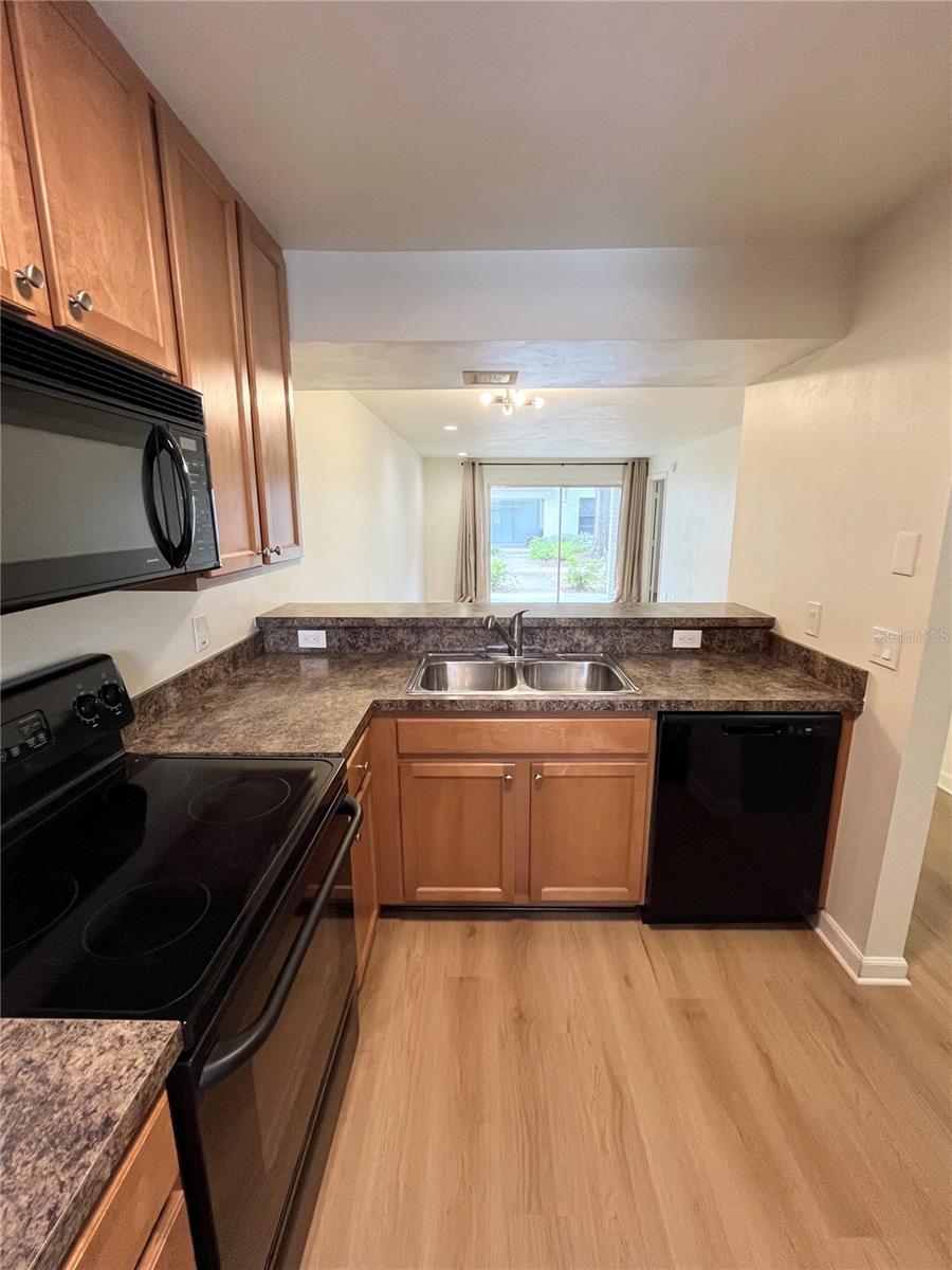 Image 4 of 13 For 2884 Plaza Terrace Drive Drive 2884