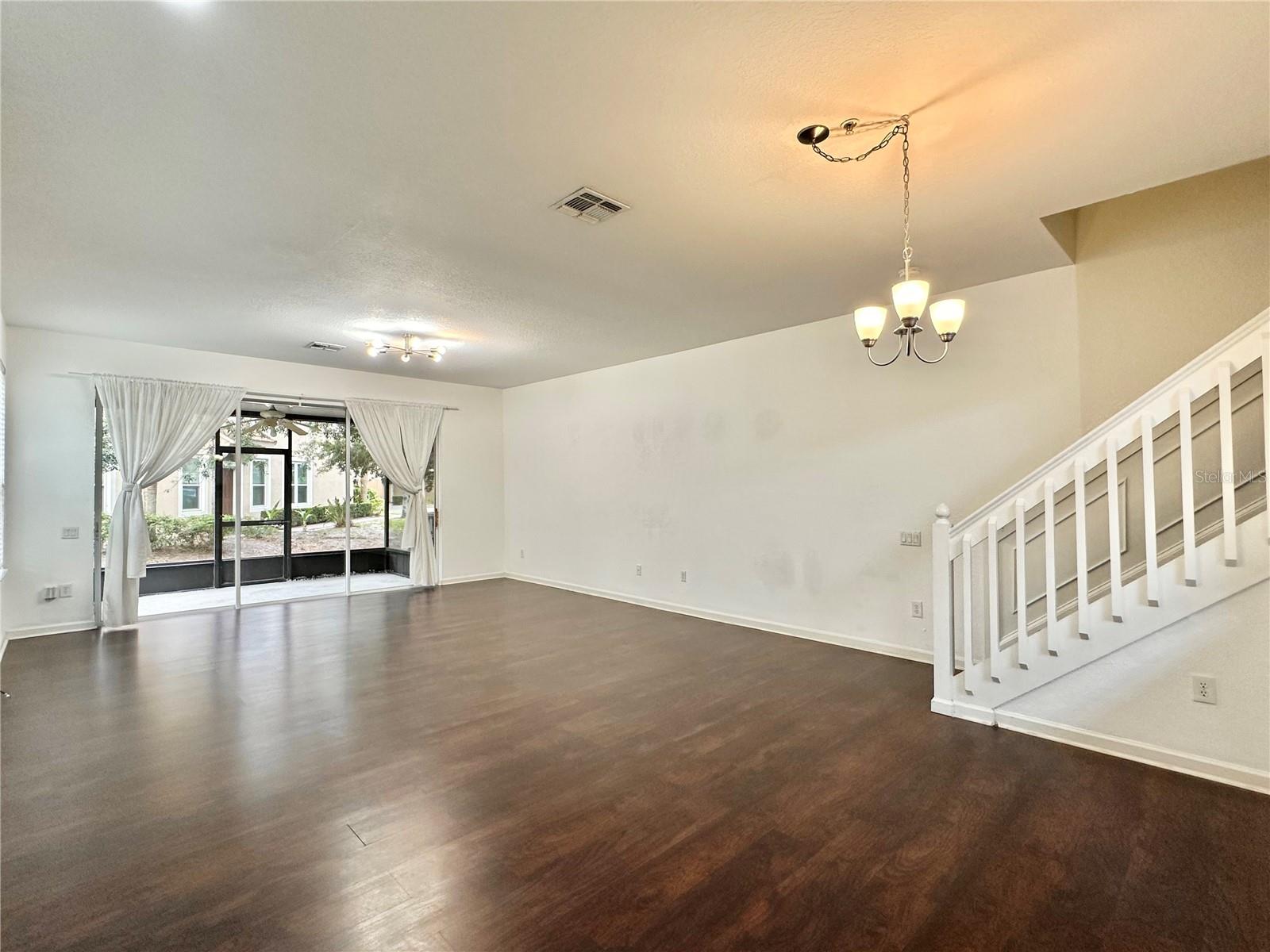 Image 13 of 35 For 6396 Daysbrook Drive 101