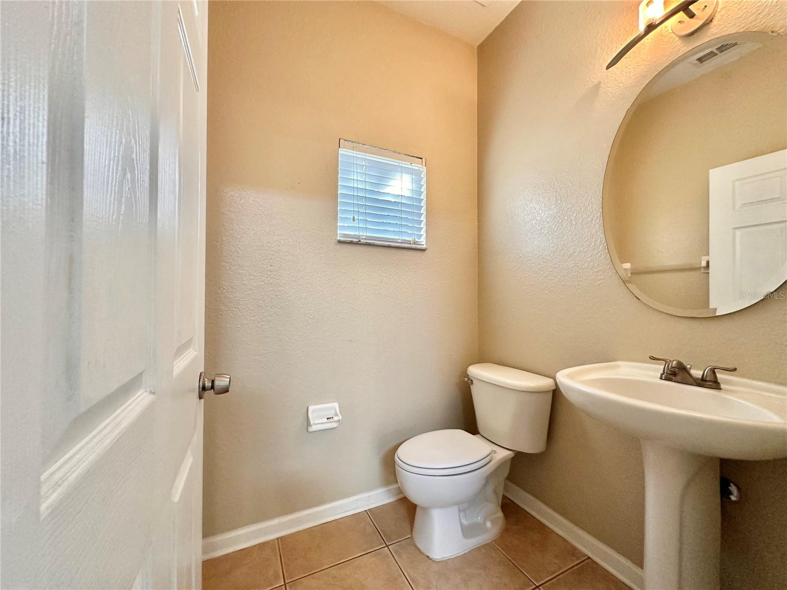 Image 16 of 35 For 6396 Daysbrook Drive 101