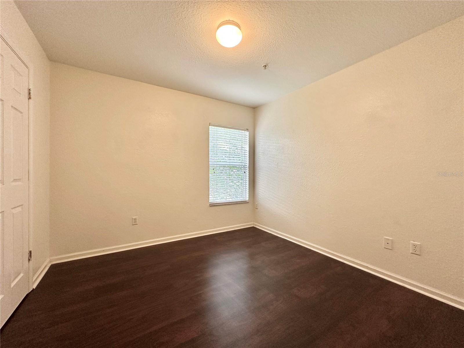 Image 31 of 35 For 6396 Daysbrook Drive 101