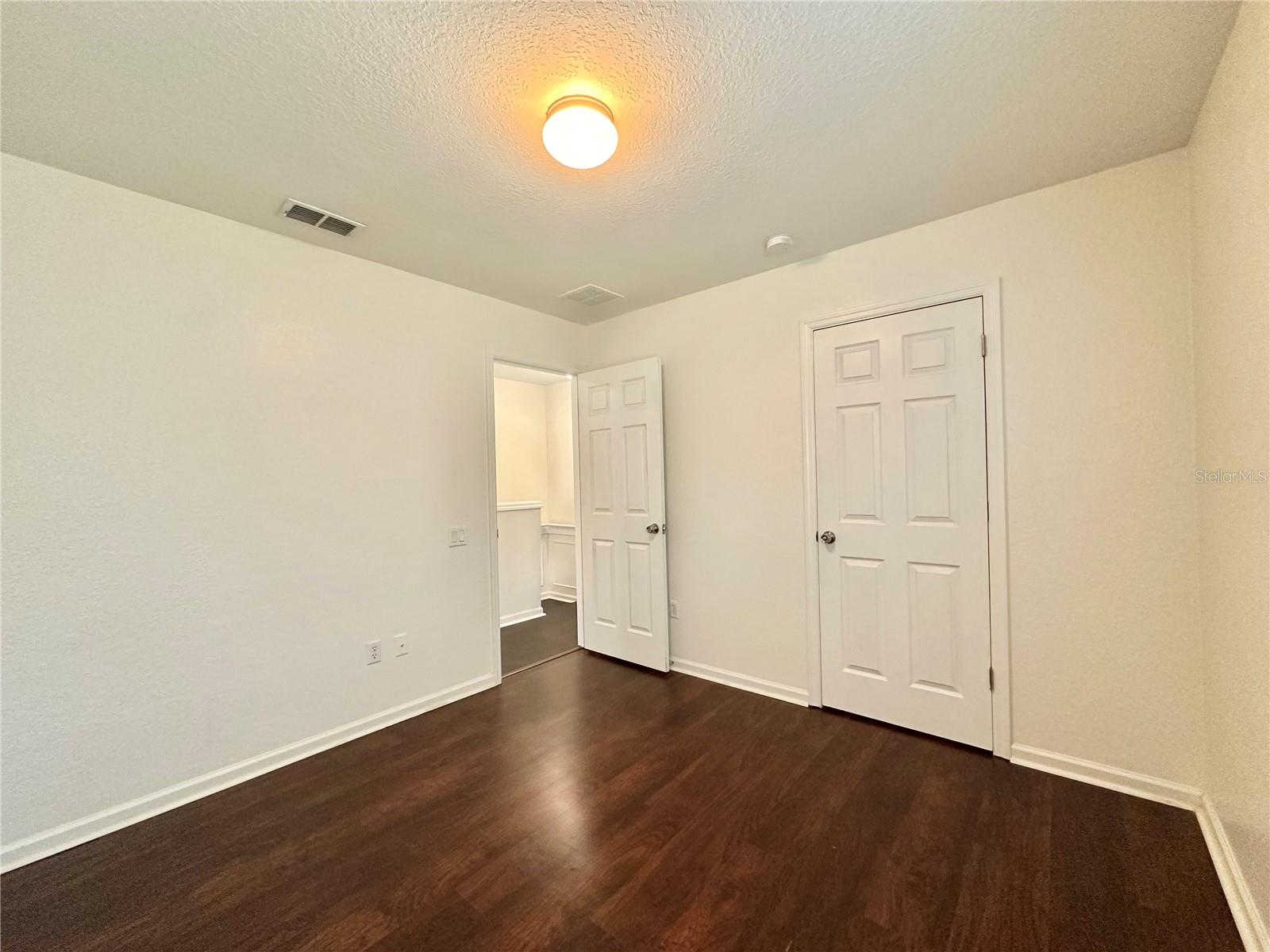 Image 32 of 35 For 6396 Daysbrook Drive 101
