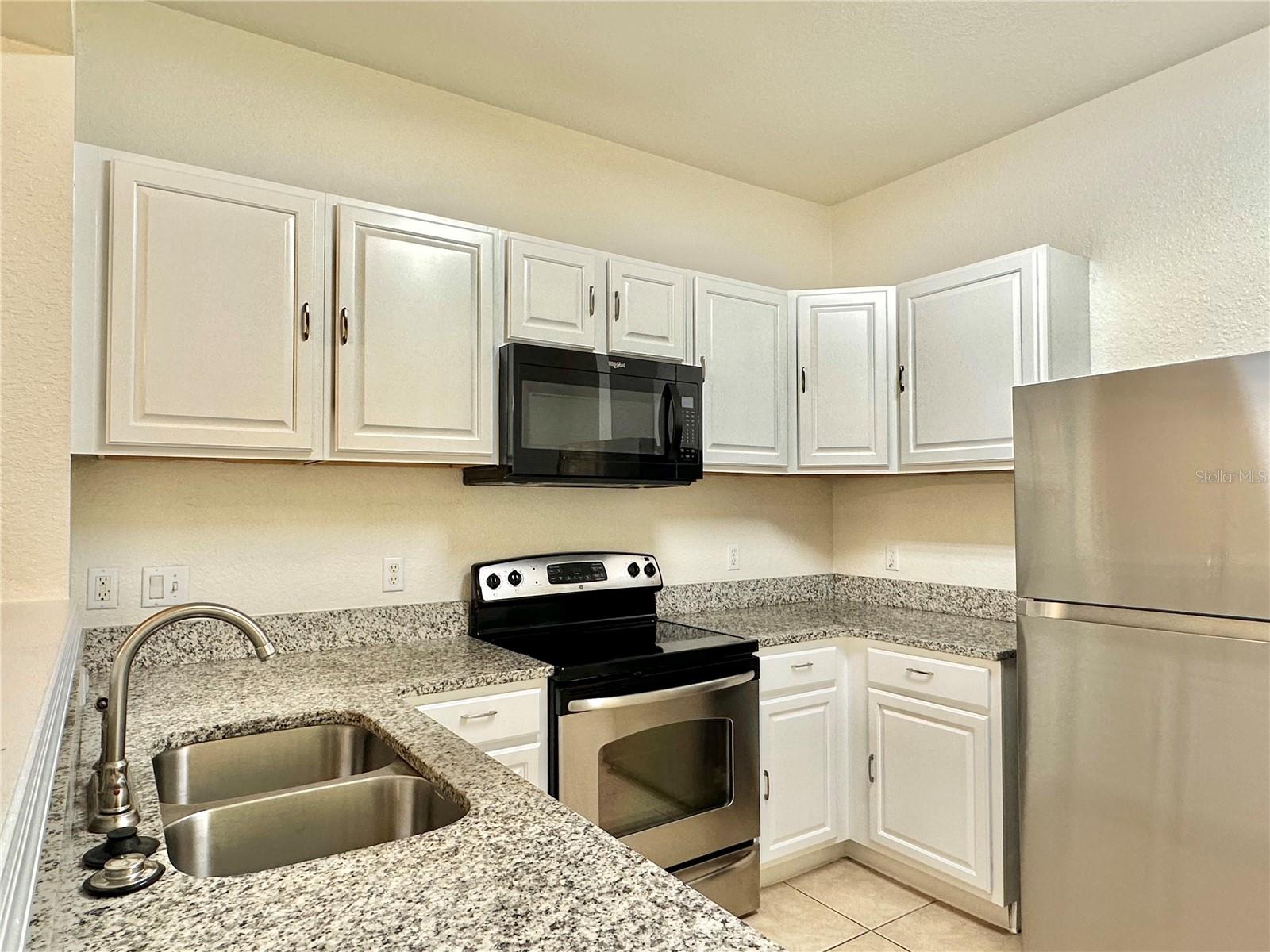 Image 4 of 35 For 6396 Daysbrook Drive 101