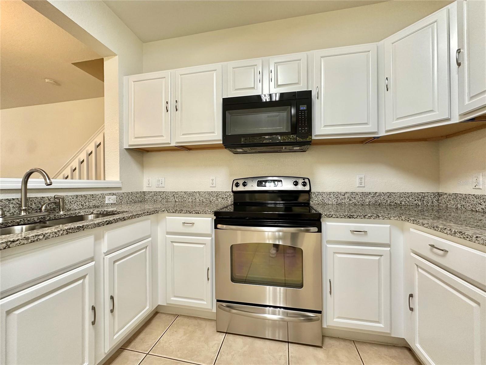 Image 6 of 35 For 6396 Daysbrook Drive 101