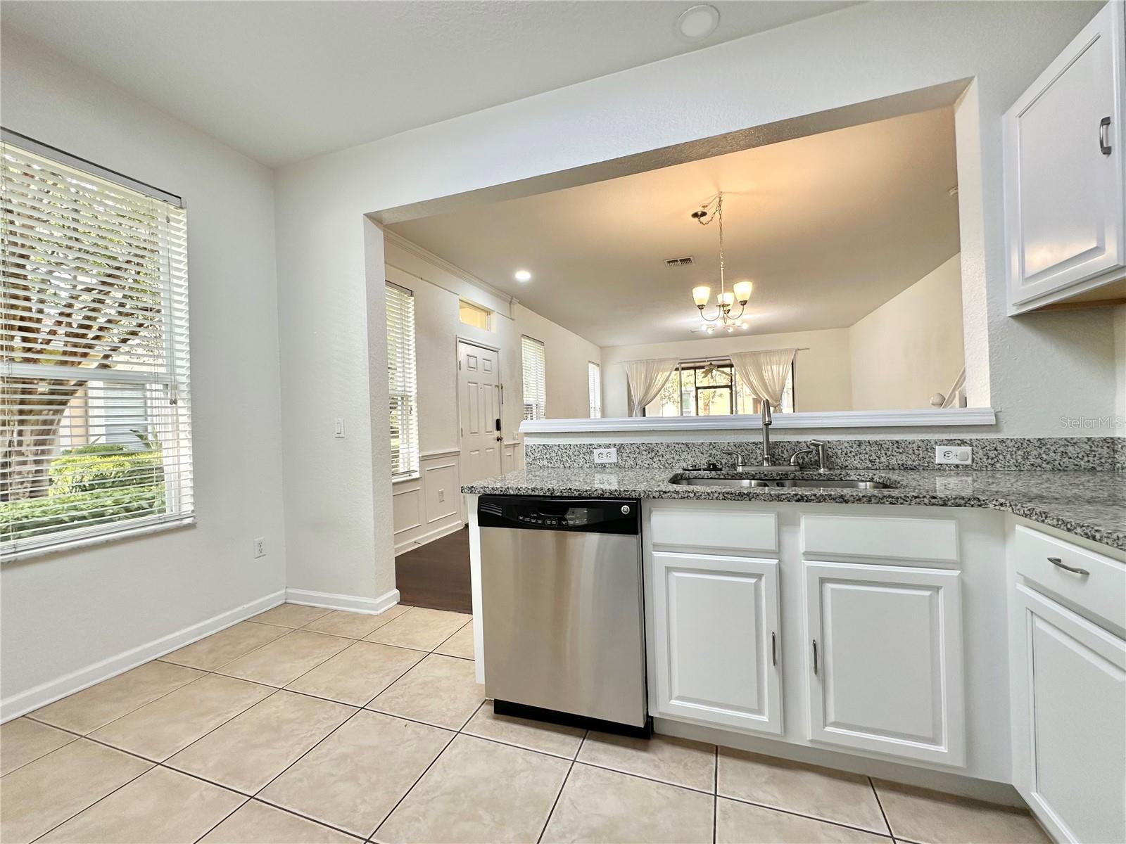 Image 7 of 35 For 6396 Daysbrook Drive 101
