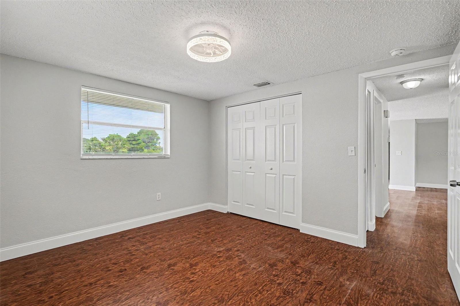 Image 13 of 19 For 7037 Magnolia Valley Drive