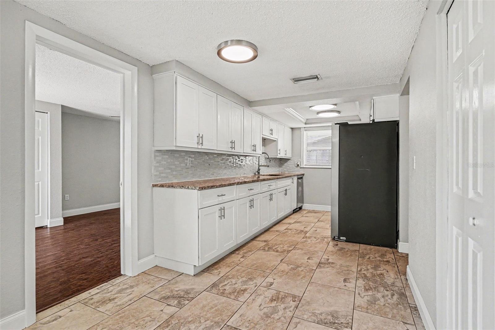 Image 8 of 19 For 7037 Magnolia Valley Drive