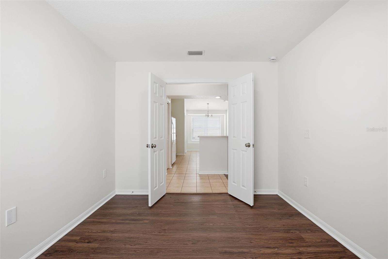Image 14 of 33 For 22611 Roderick Drive