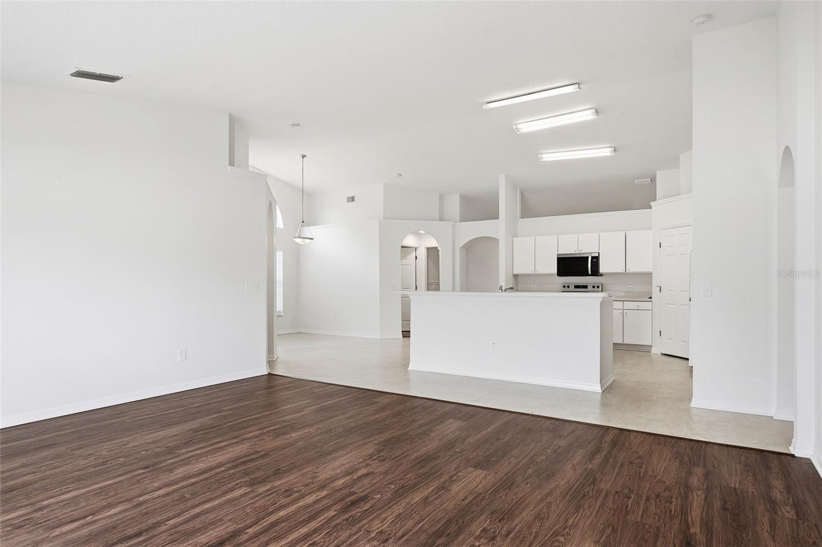 Image 12 of 39 For 5152 New Savannah Circle