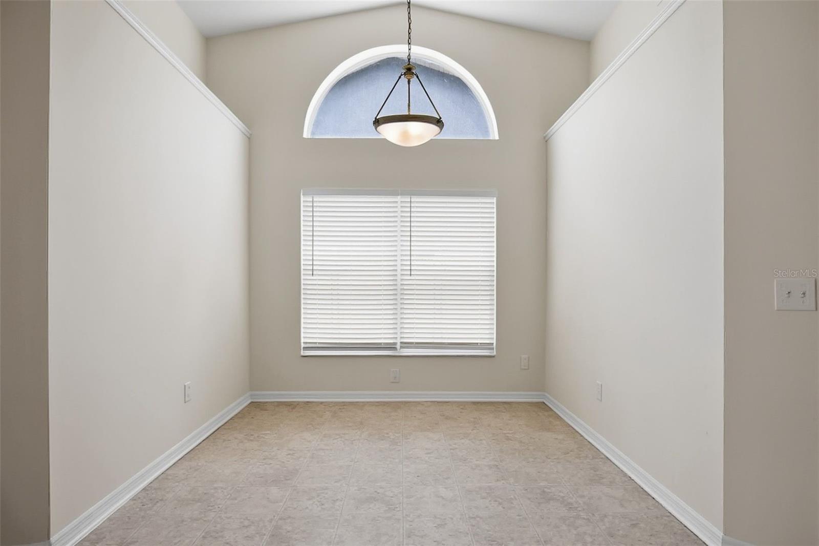 Image 21 of 39 For 5152 New Savannah Circle