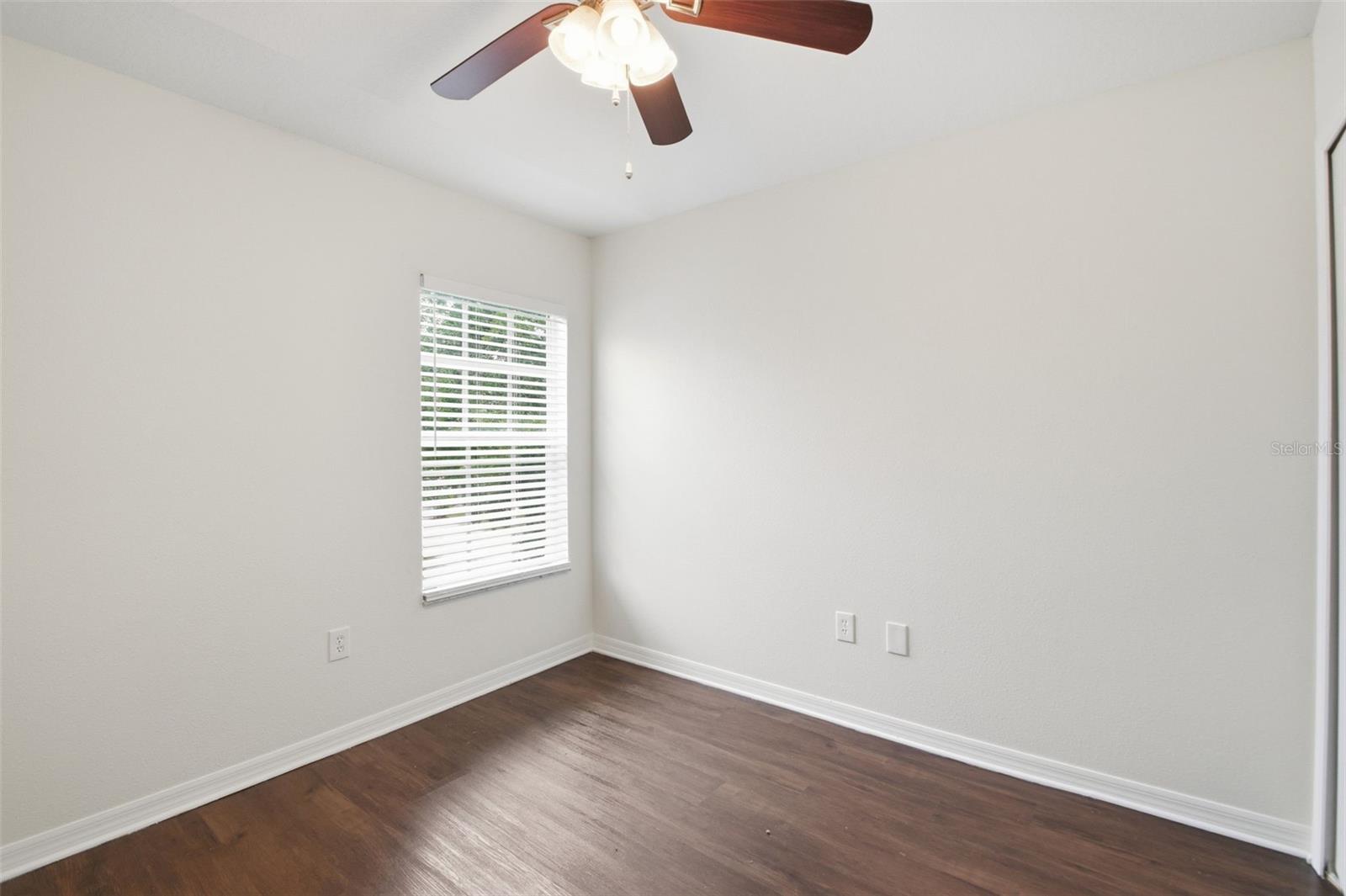 Image 21 of 50 For 15414 Shoal Haven Place