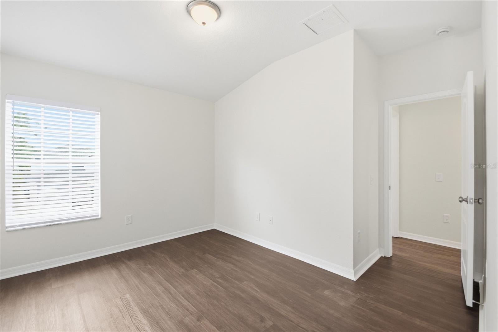 Image 24 of 50 For 15414 Shoal Haven Place