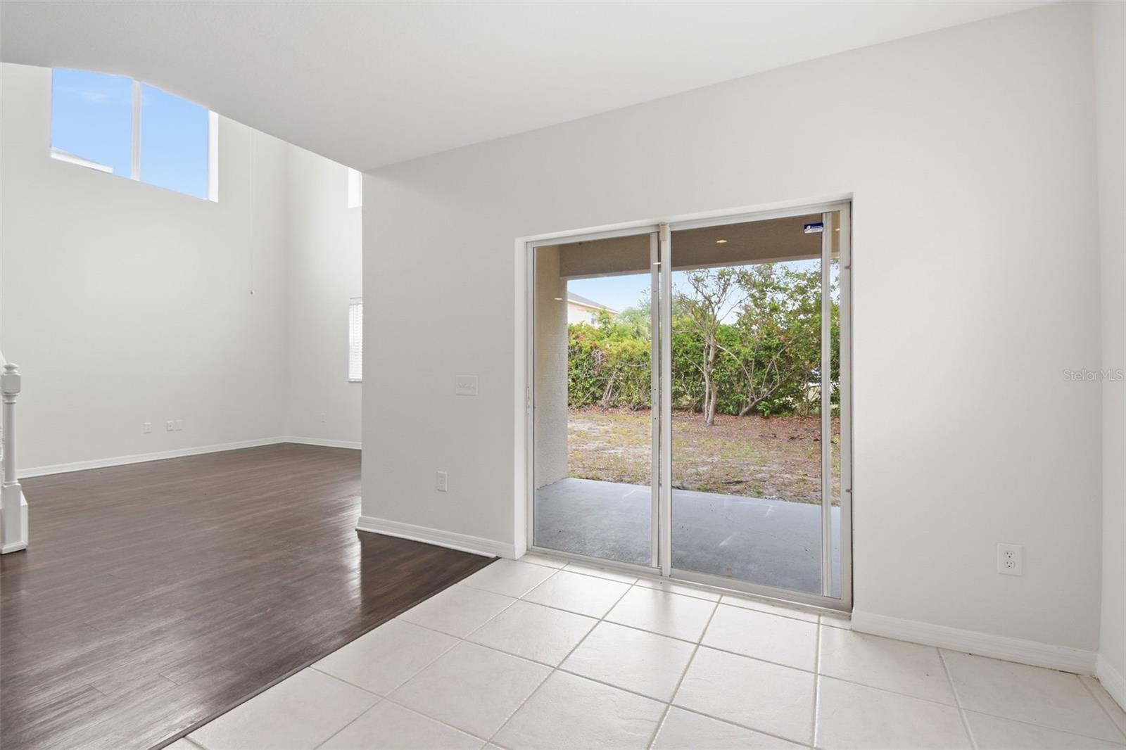 Image 5 of 50 For 15414 Shoal Haven Place