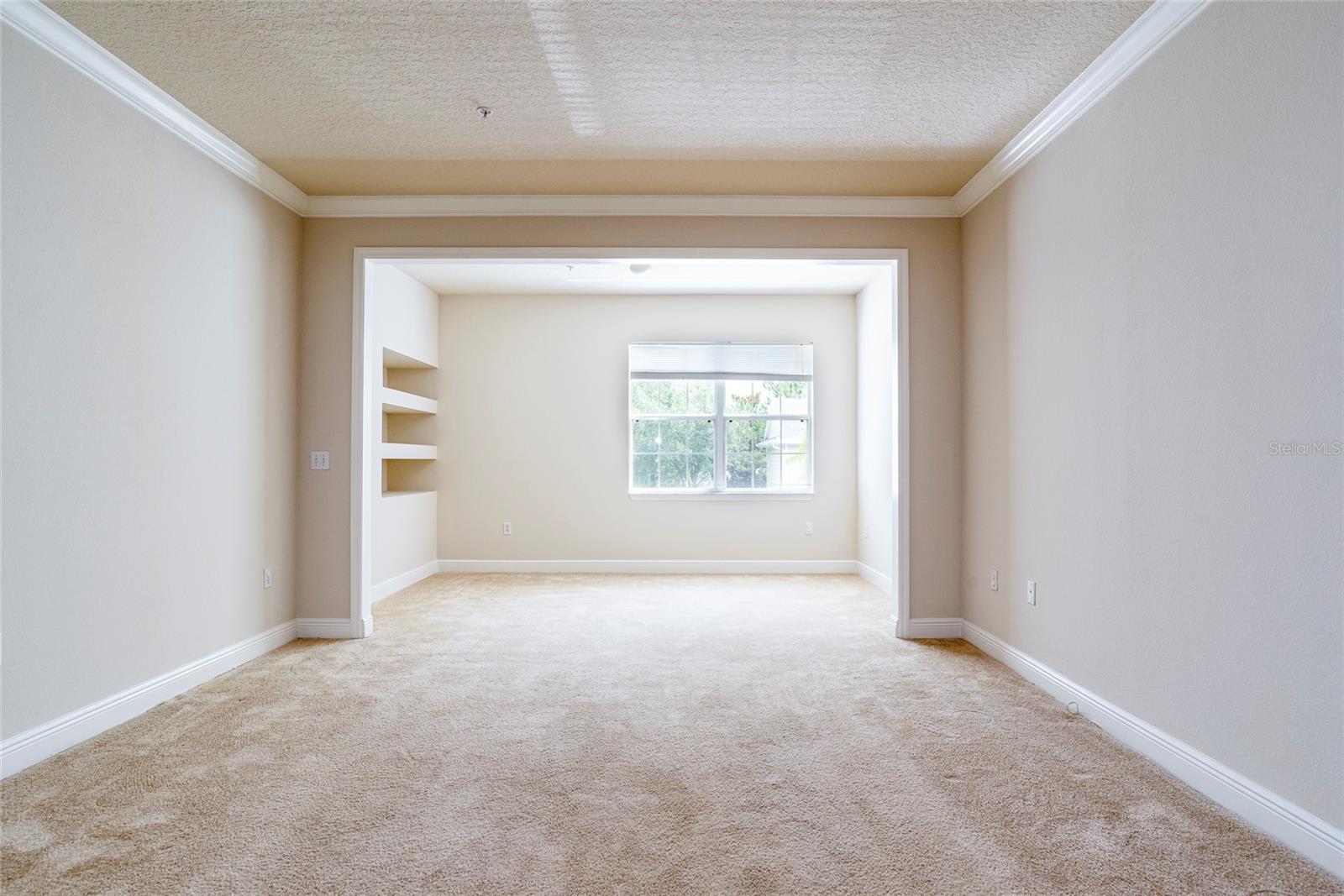 Image 6 of 15 For 417 Southern Pecan Circle 205