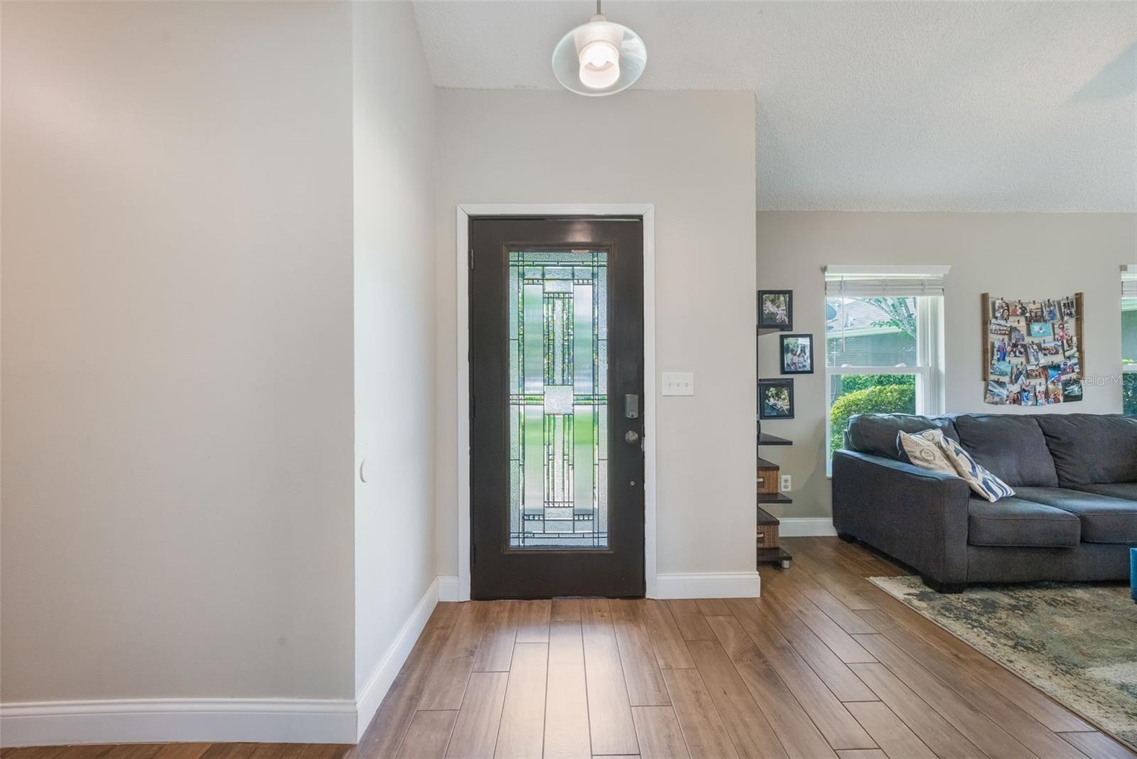 Image 10 of 95 For 364 Westwind Court