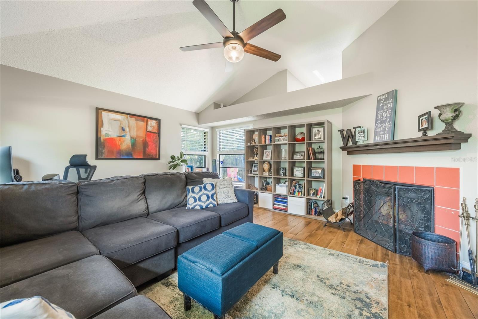Image 13 of 95 For 364 Westwind Court