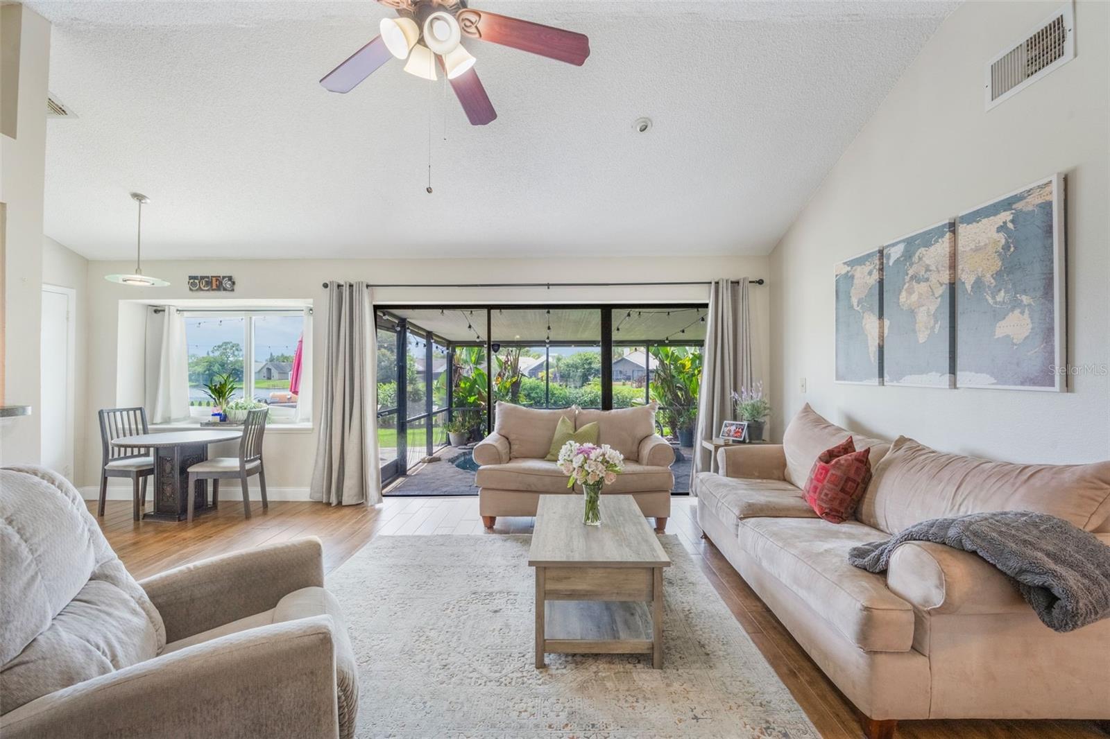 Image 20 of 95 For 364 Westwind Court
